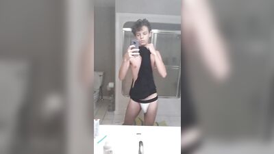 Gay Porn Video: Hot Twink Boys in Exquisite Action!