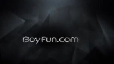 Maxxies Ultimate Bareback Cumshot with Kaleb!