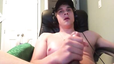 Gay Porn Cumshot Explosion - The ultimate face-cuming experience!