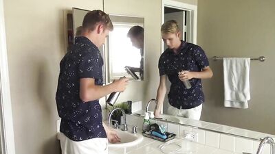 Gay Porn Videos - New Friends: Explore the Passionate World of Gay Men!