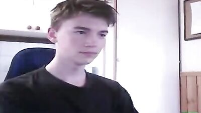 Young And Wild: Gay Teen Shoots A Nice Load In The Bedroom!