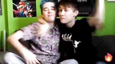 Russian Boyfriend Frenzy - Amateur Webcam Fun