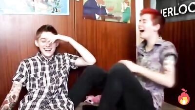 Russian Boyfriend Frenzy - Amateur Webcam Fun