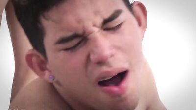 Latino Facial Frenzy - Two Hunks Unleash Raw Passion!