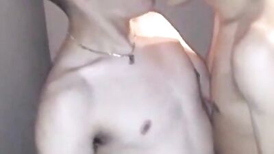 Twink Fucks Good - Gay Amateur Porn