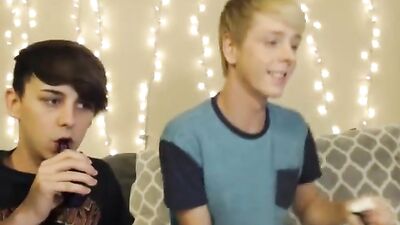 Gay Webcam Couple Explosion - Cute Teens in Hot Porn Action!