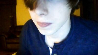 2 Amoureux se disent bonne nuit: Exploring Gay Romance Through Porn