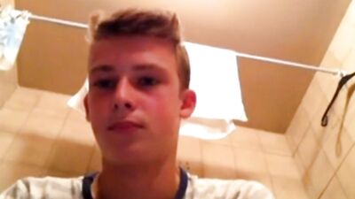 Gay Porn: Unleashed Desire in the Bathroom!