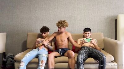 Hot Cocks in Action: Pressure washer, Latino Muscles and Big Bareback Orgasms!