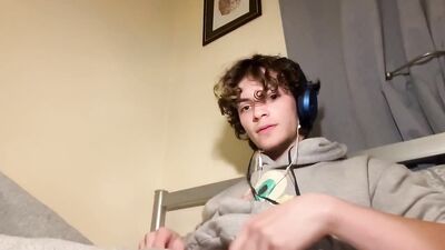 Gangbang: Hardcore Amateur Gay Teen Cumshots