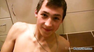 Gay Porn Twink Cumshot Extravaganza!