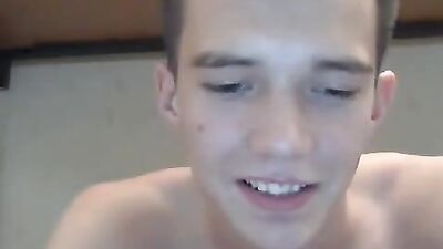 Face Cumming Boys Porn - Solo Web-Cam Fun