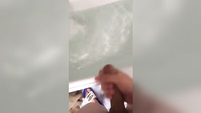 Gay Porn Video: Asian Twink Umbro Slides Handjob!