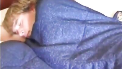 Helping Hand: Amateur Gay Boys Cum Shots!