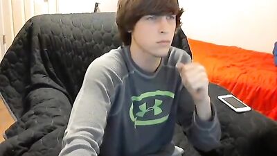 Twink Teen Boys Piano Cock Shoots Load!