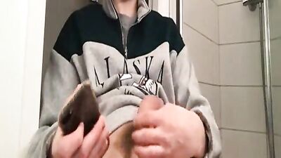 Biggus Dicks: The Return - A Solo Web-Cam Cum Shot Adventure!