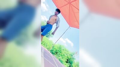 FLEXBOY - Action Fetish Fun JUMPING!