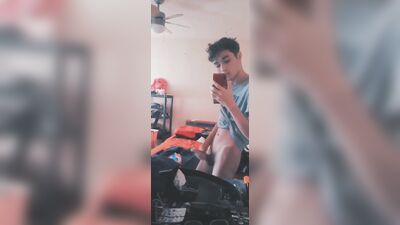 Gay Teen Porn In The Mirror - A Reflection Of Desire!