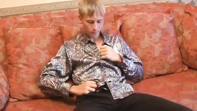 Gay Porn Web Cam Show - Danny Unveils His Big Cocks!