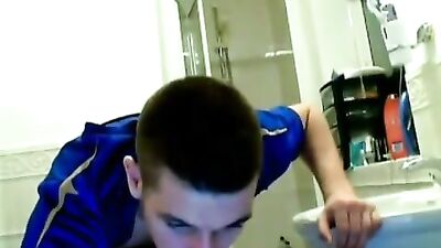 Soccer Hairy Bush Balls Shoots Load Boys Porn - Gay Sports Encounter