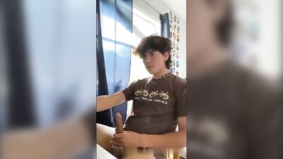 Beau Jos Window Cumshot Adventure: Big Cocks & Solo Voyeur