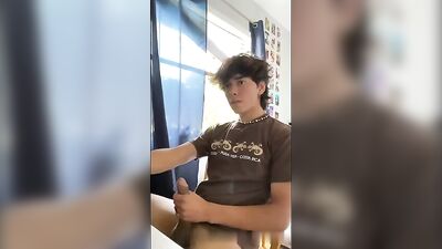 Beau Jos Window Cumshot Adventure: Big Cocks & Solo Voyeur