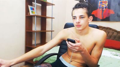 Gay Porn Twink Fever: Monster Cocks Skinny Boys