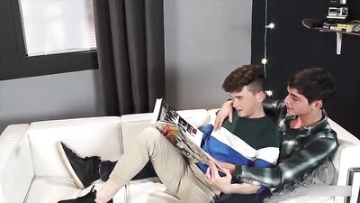 Graysons Couch Fuck: Studying with the Boyfriend Turned Into an Unforgettable Bareback Sex!