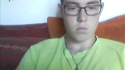 Nerdy twink - no cum