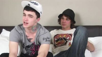 Jakes Twink Porno Adventure: Top and Bottom Action!