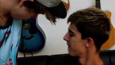 Gay Neighbor Boys Take Off Their Pants!