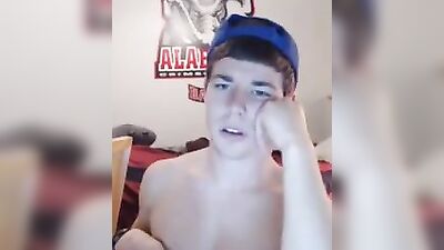 Cute Boy Porn: Nice Ass Exposed!