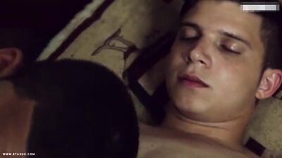 Hot Teen Bareback Boys Interracial: The Ultimate Gay Porn Experience!