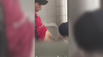 Gay Porn Banheirão da Putaria 2 – Hot Boys in Action!