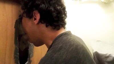 Glory Holes: Cum Facial Tubes Gay Porn Twink!