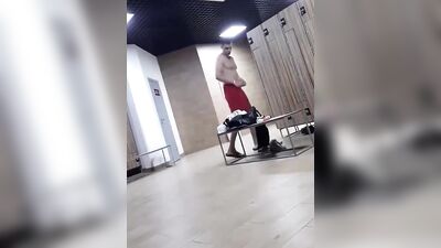 Spy cam posers caught in locker room! - Gay tube big cocks and straight boys