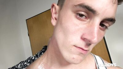 Gastons Gang: Huge Cocks and Handjobs on Eastboys.com