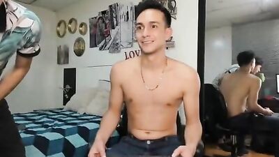 Webcam Twinks in Hot Gay Porn Action: Oral and More!