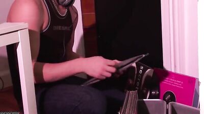 Gangbang Fun: Oral, Handjobs & Cum Shots Galore!