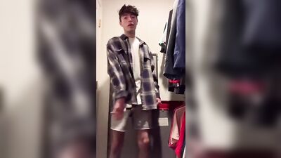 Gay Porn Bulge Music TikTok Video - Big Cocks Ass And Fun!