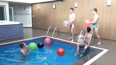 Gang Bang Revival: Cum Shots and Oral Delights at the Poolside