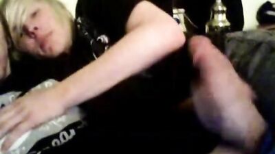 Boys Porn Best Friends Web-Cam: Amature Blond Boys Mess Around