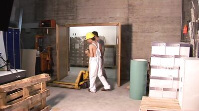Warehouse Bareback Twinks - The ultimate voyeurs fantasy!