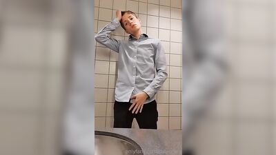 Wanking Aidens Big Dick in Public Restroom