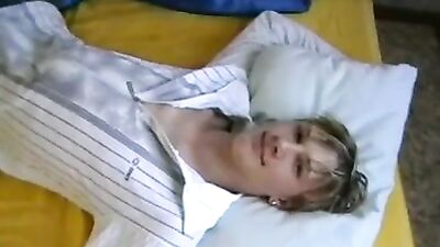 Gay Teen Blond Cumshots Handjob Lazy Porn This is a gay porn video featuring a lazy blonde teen boy who loves to give handjobs and shoot loads of cum!