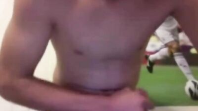 Solo Web-Cam Cumshots: Ronaldo fan cums again and again!