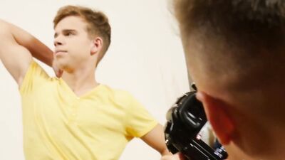 Gay Twink Porn: Bareback Big Cocks Blond Boys in Action!