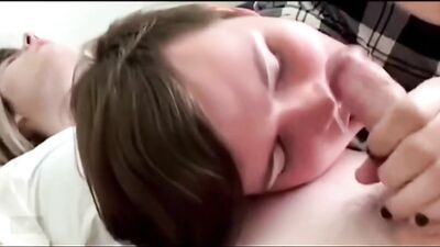 Emo Twink Cumshot: The Ultimate Oral and Handjob Experience