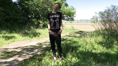 Summer Cumshot Adventure - Exploring the Trails with Big Cocks and Smiling