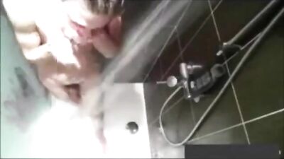 Web-Cam Man in Shower Gay Tube: Solo Sexual Adventure!